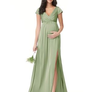 Elegant Green Maternity Dress *NEW WITH TAGS*